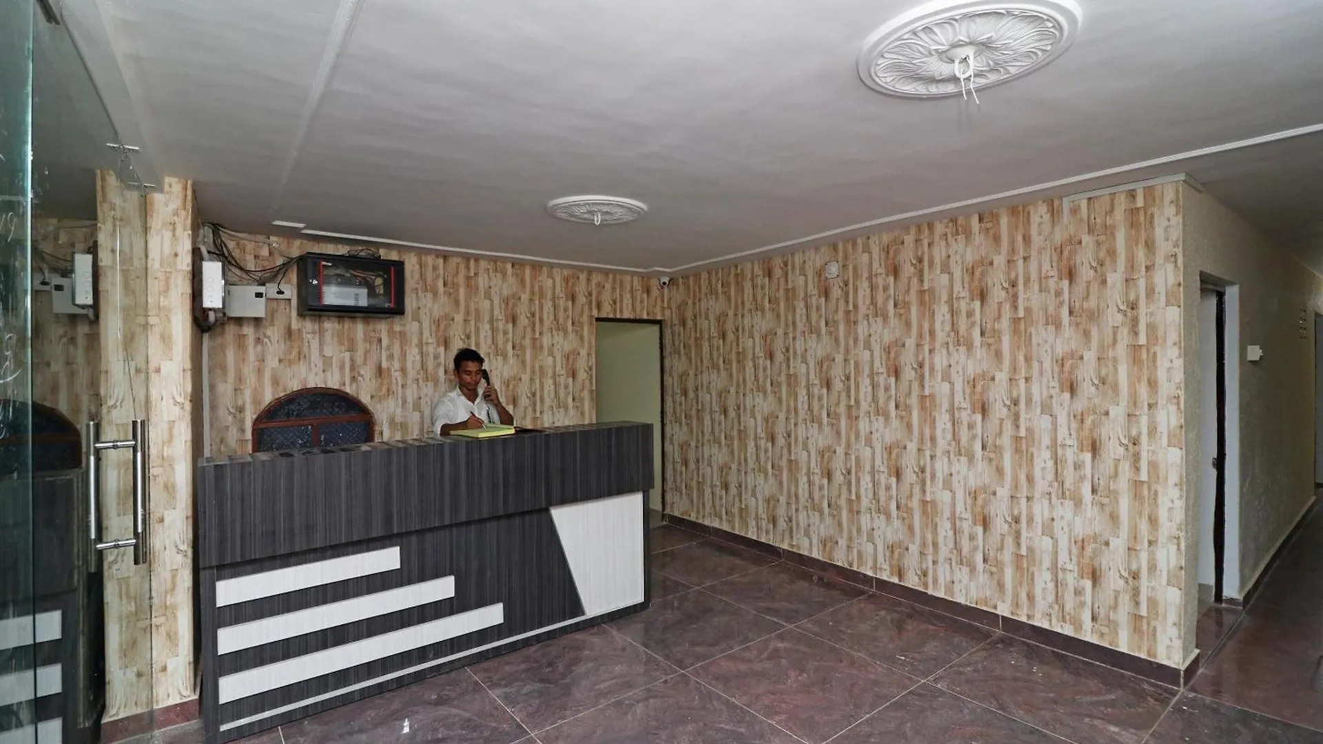 Collection O Sandhya Guest House Varanasi 3*,  India